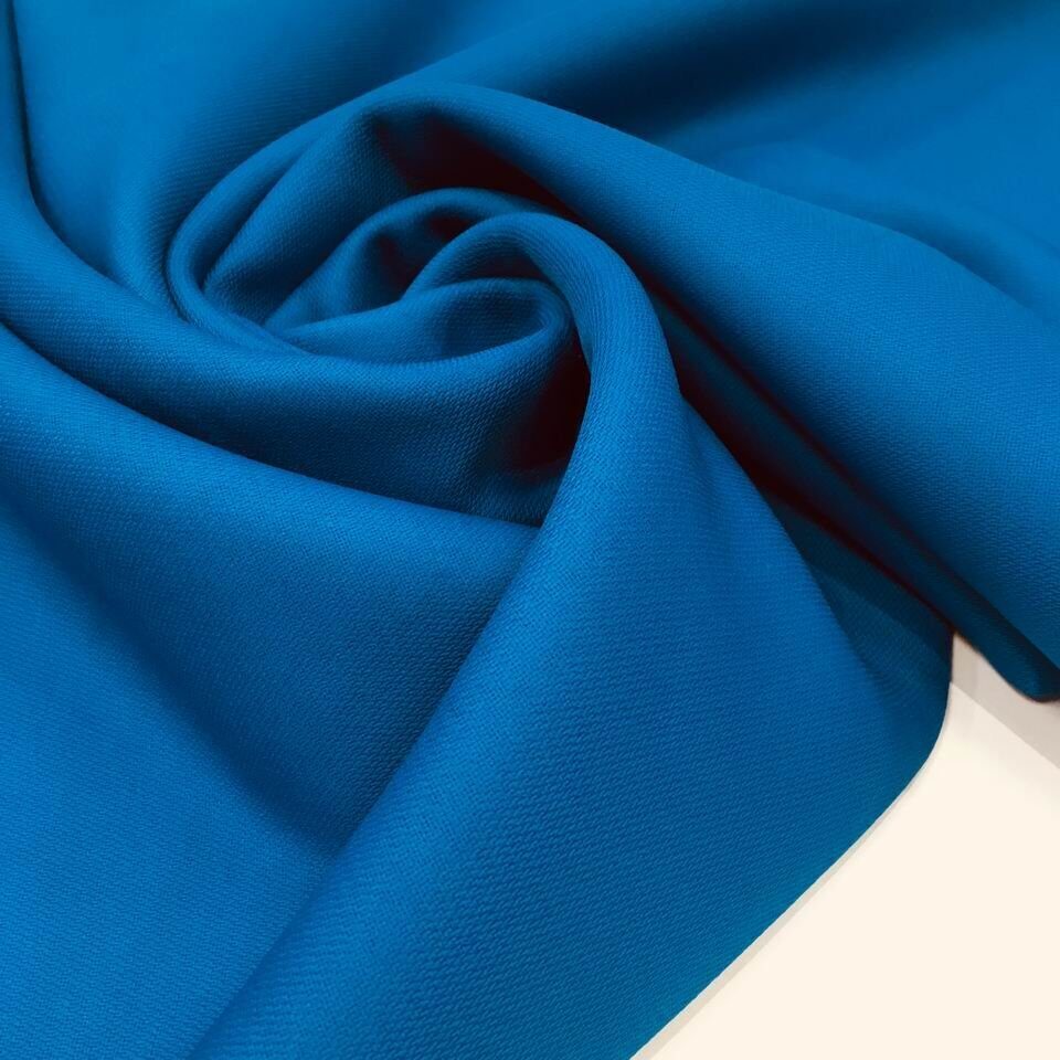 Синий макс. Max Mara 135 Blue. Голубая пальтовая ткань. Ткань пальтовая синяя. Синяя легкая ткань.